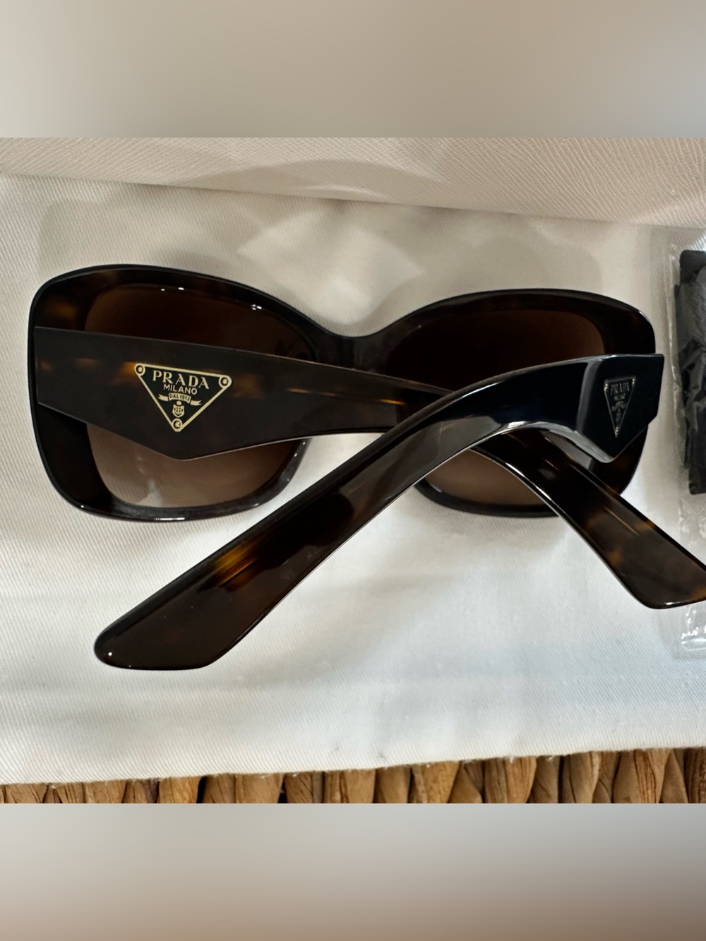 AUTHENTIC PRADA HERITAGE POLARIZED SUNGLASSES. HAVANA BROWN. WORN ONCE!! - Picture 13 of 15